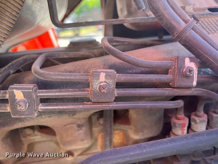 image for item JX9270 Kubota L4400  MFWD tractor