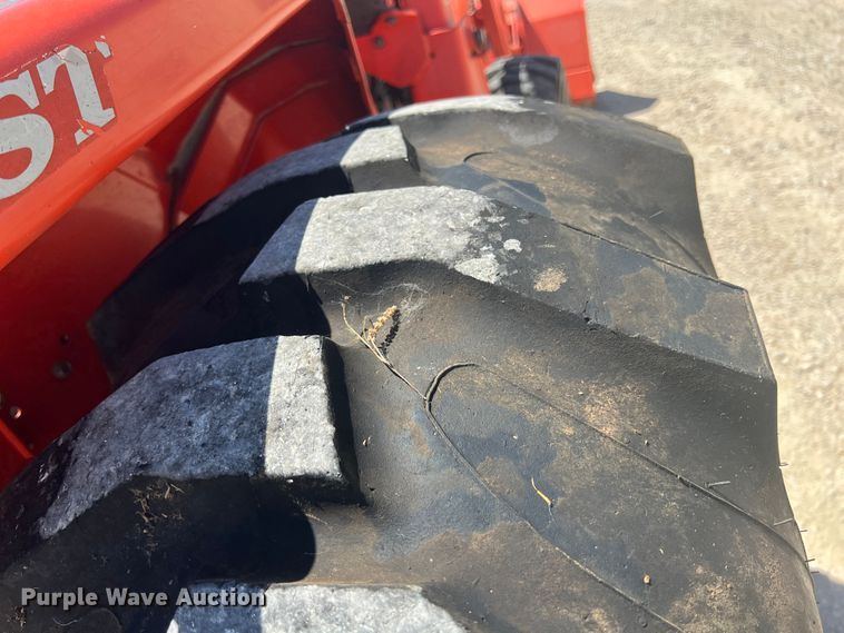 image for item JX9270 Kubota L4400  MFWD tractor