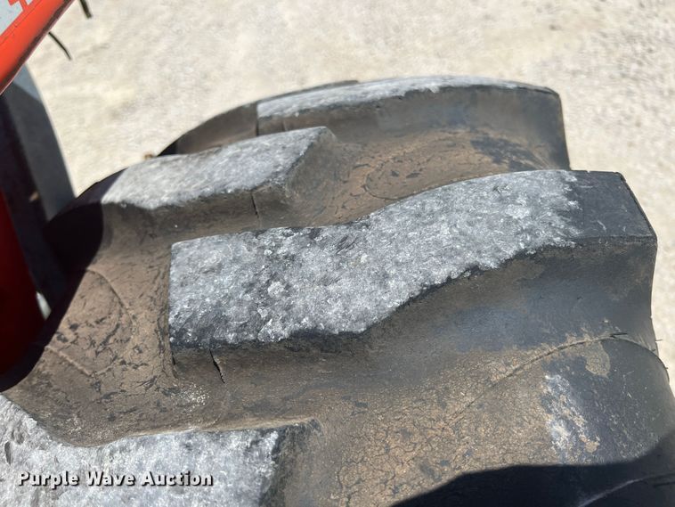 image for item JX9270 Kubota L4400  MFWD tractor