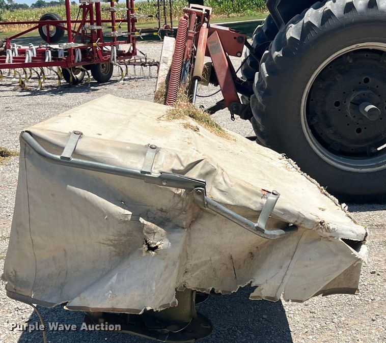 image for item JX9271 Kuhn B0106  disc mower