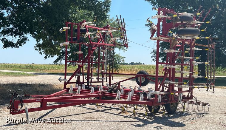 image for item JX9273 Wil-Rich  field cultivator