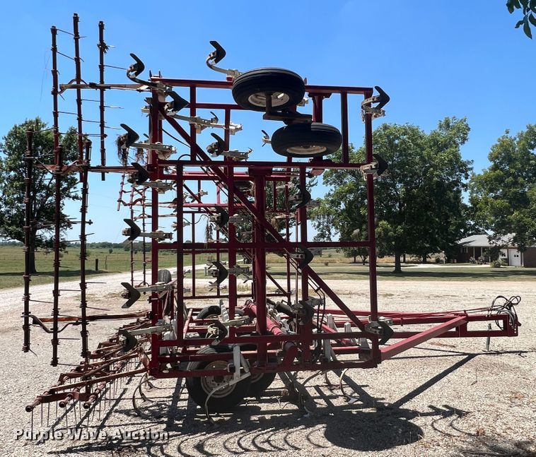 image for item JX9273 Wil-Rich  field cultivator