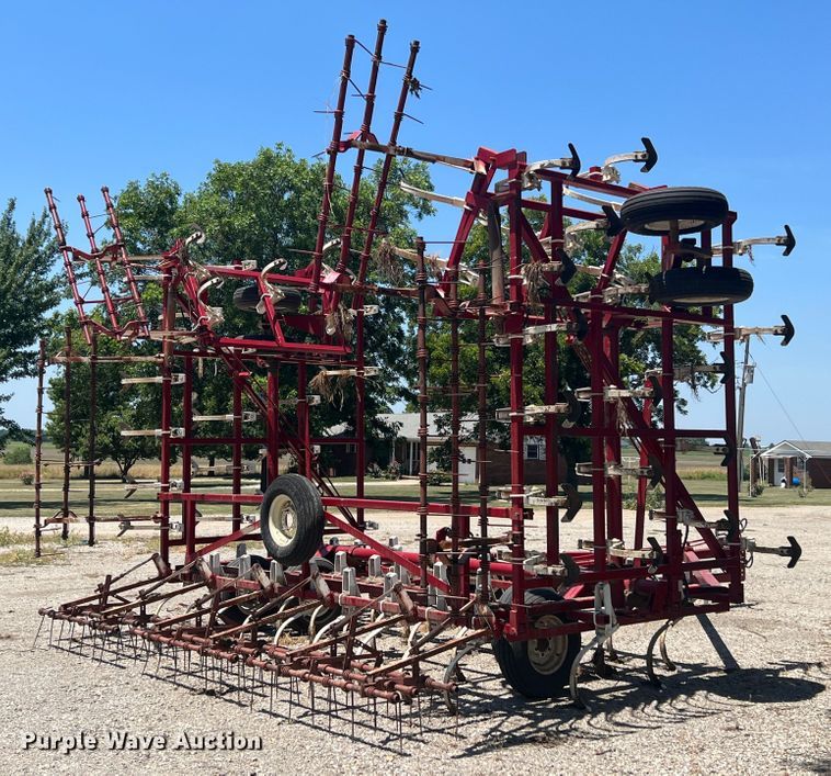 image for item JX9273 Wil-Rich  field cultivator