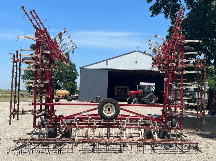 image for item JX9273 Wil-Rich  field cultivator