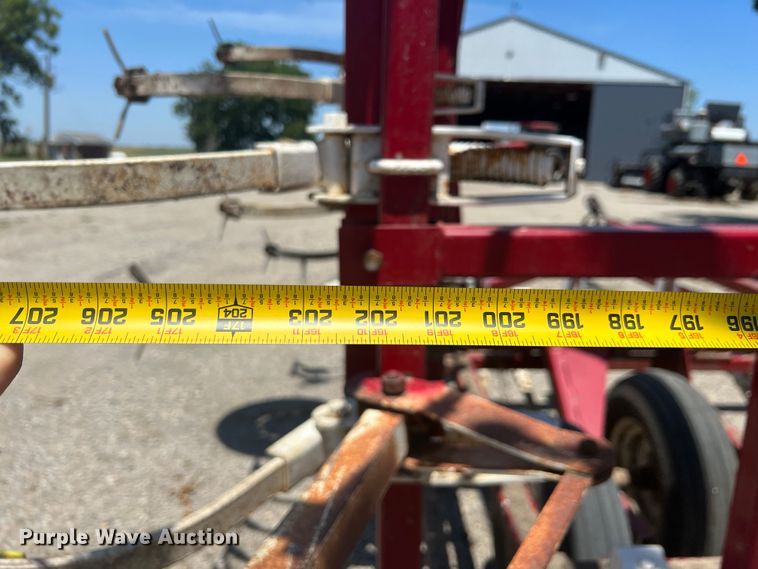 image for item JX9273 Wil-Rich  field cultivator