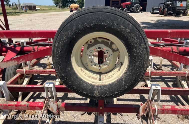 image for item JX9273 Wil-Rich  field cultivator