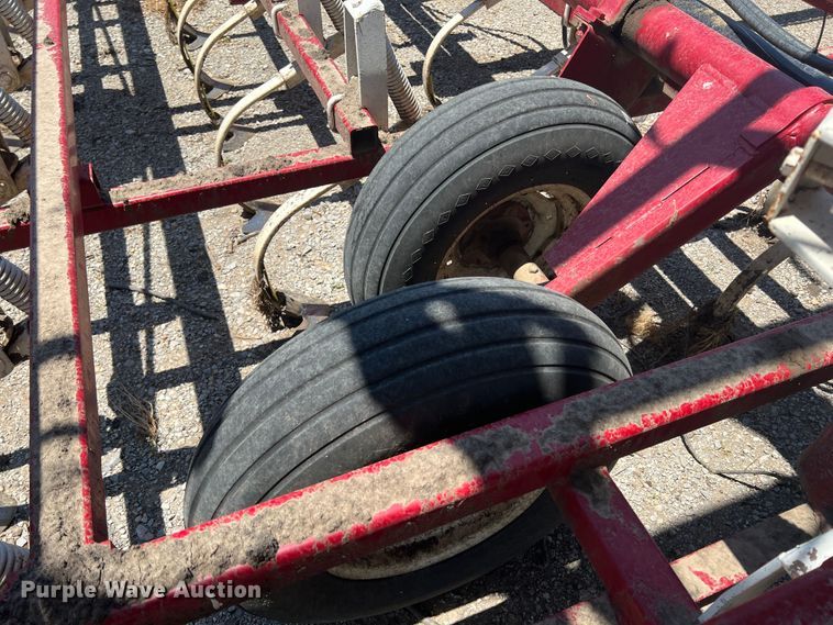 image for item JX9273 Wil-Rich  field cultivator