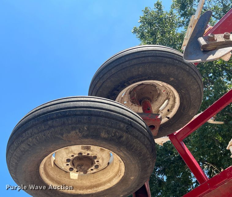 image for item JX9273 Wil-Rich  field cultivator