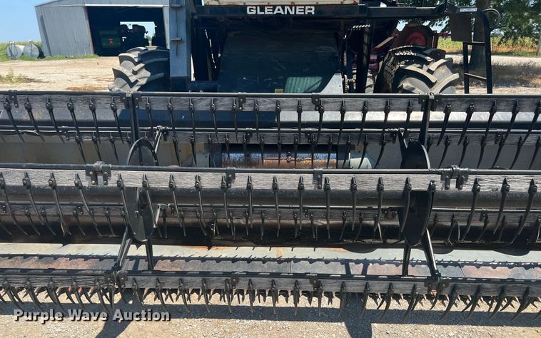 image for item JX9274 1979 Gleaner M2  RWA combine