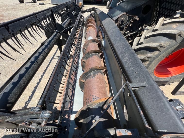 image for item JX9274 1979 Gleaner M2  RWA combine