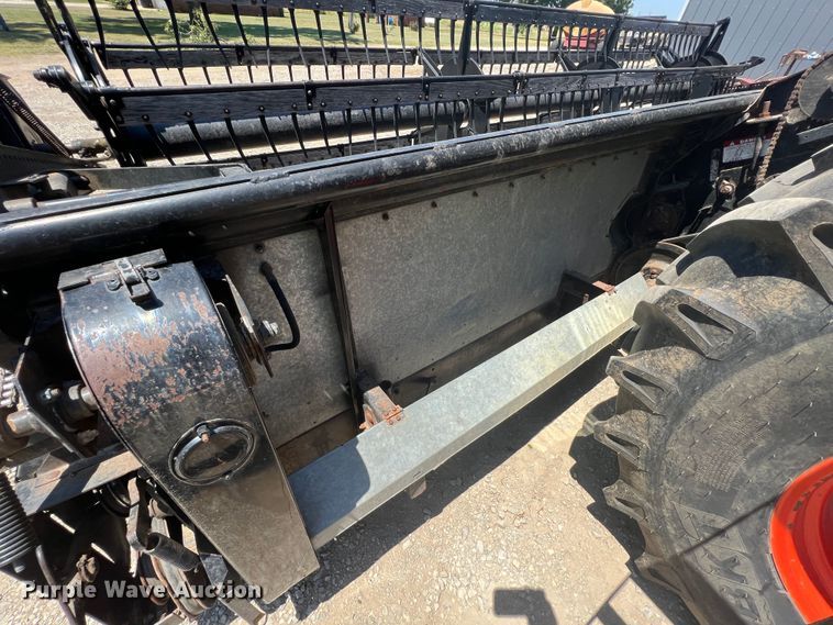 image for item JX9274 1979 Gleaner M2  RWA combine