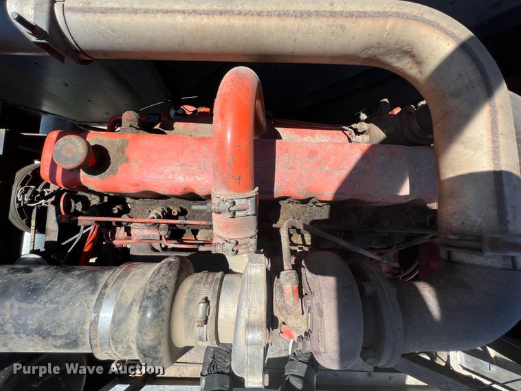 image for item JX9274 1979 Gleaner M2  RWA combine