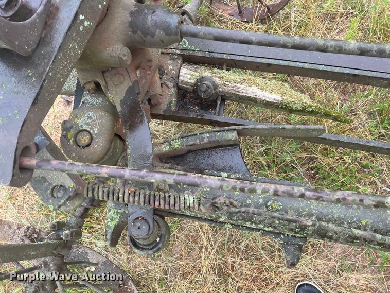 image for item JX9276 Hay press