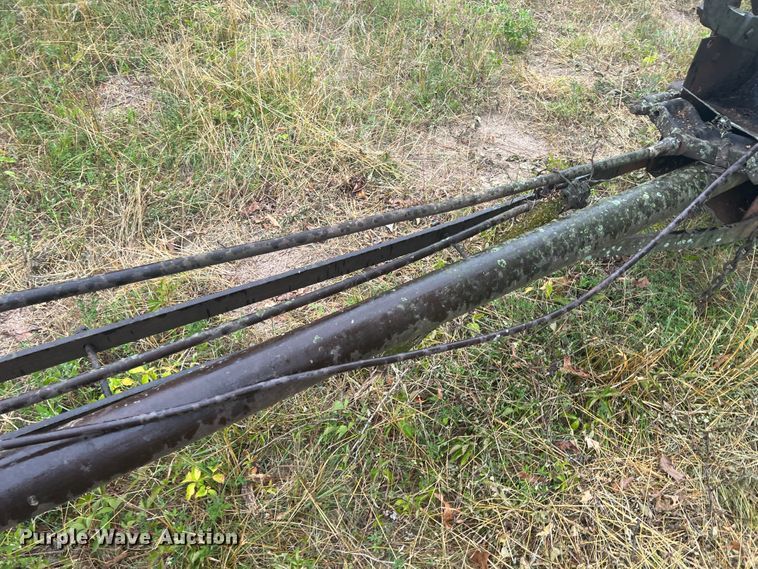 image for item JX9276 Hay press