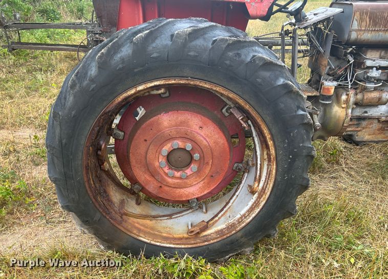 image for item JX9277 Massey-Ferguson  tractor