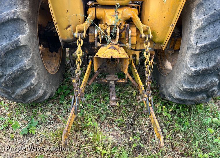 image for item JX9279 Case IH 585  tractor