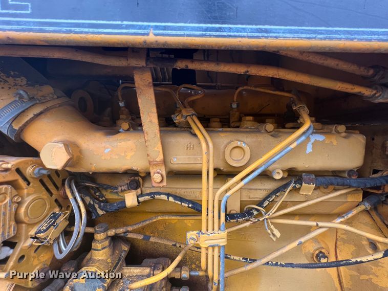 image for item JX9279 Case IH 585  tractor