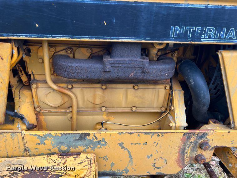 image for item JX9279 Case IH 585  tractor