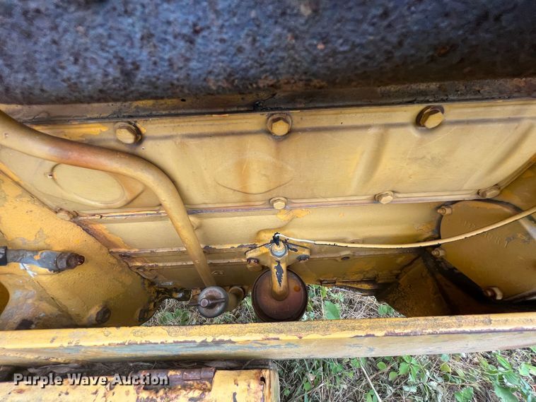 image for item JX9279 Case IH 585  tractor