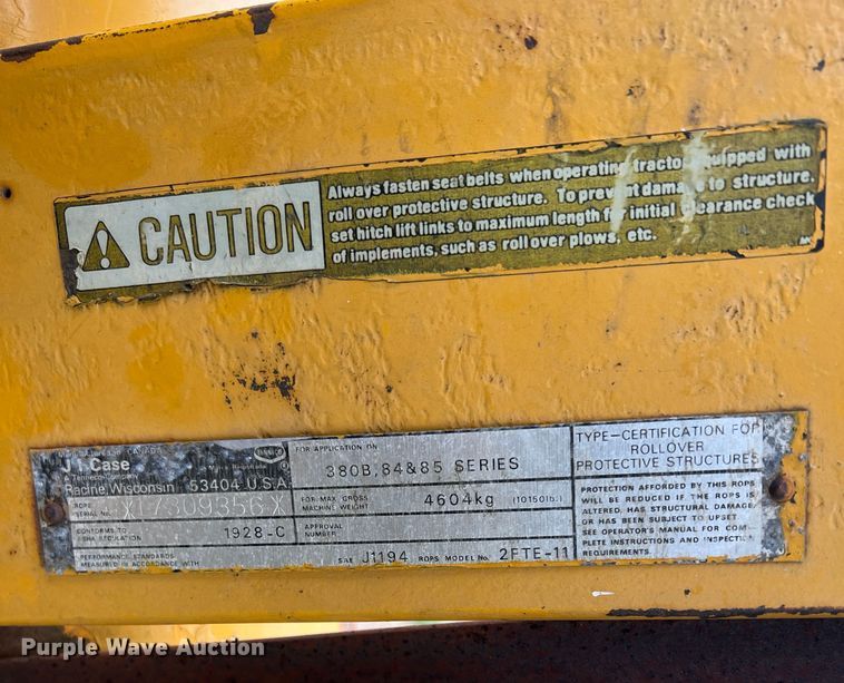 image for item JX9279 Case IH 585  tractor