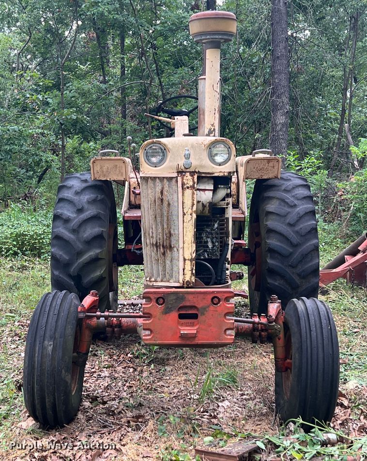 image for item JX9284 Case 1030  tractor