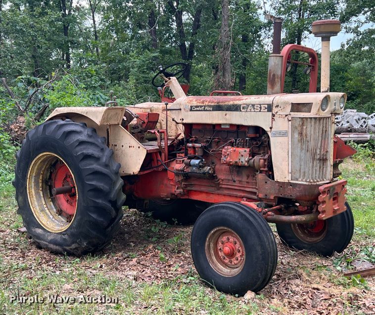 image for item JX9284 Case 1030  tractor