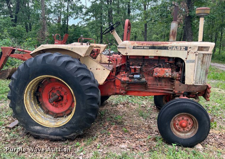 image for item JX9284 Case 1030  tractor
