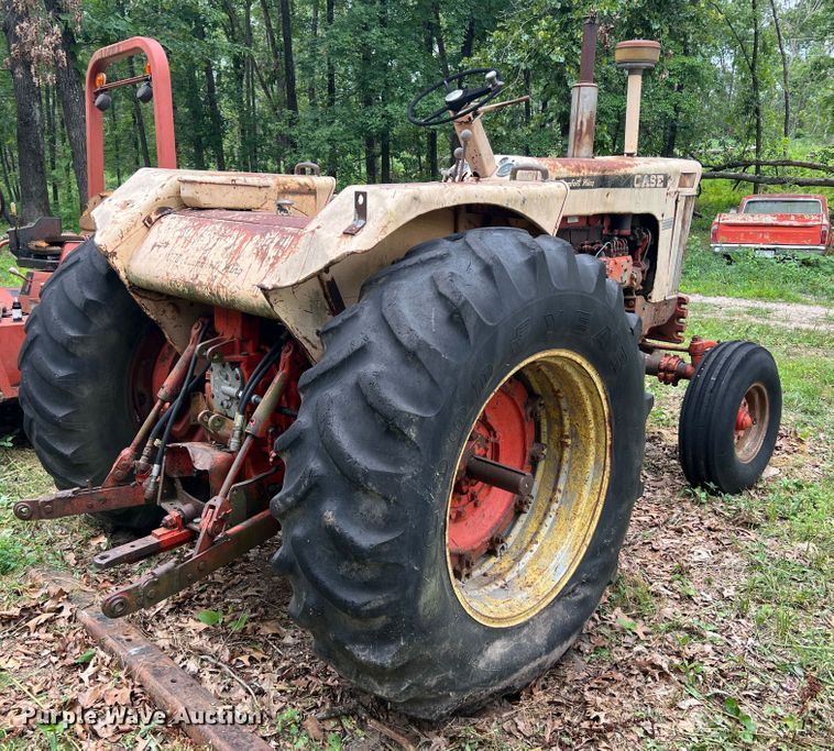 image for item JX9284 Case 1030  tractor