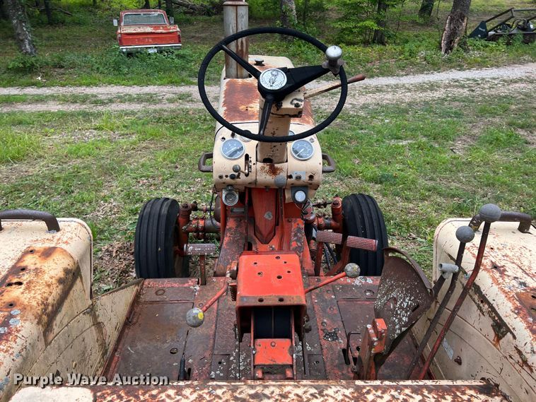 image for item JX9284 Case 1030  tractor
