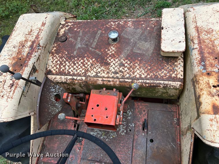 image for item JX9284 Case 1030  tractor