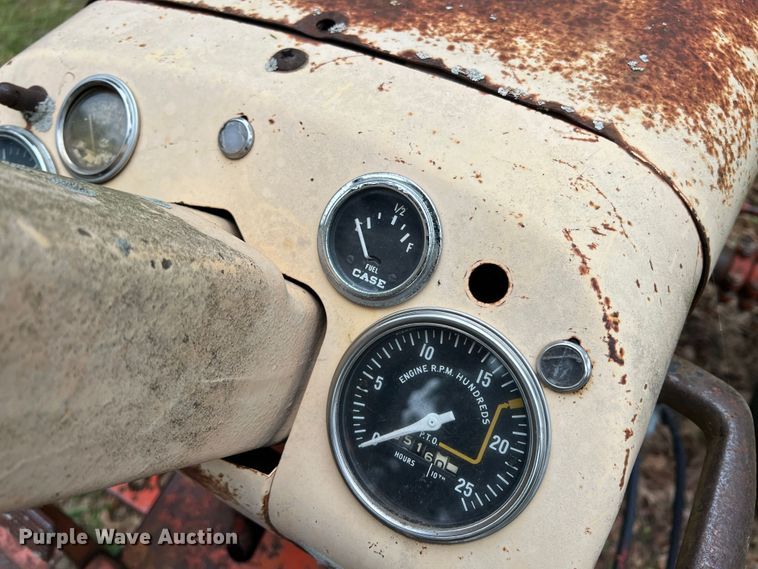 image for item JX9284 Case 1030  tractor