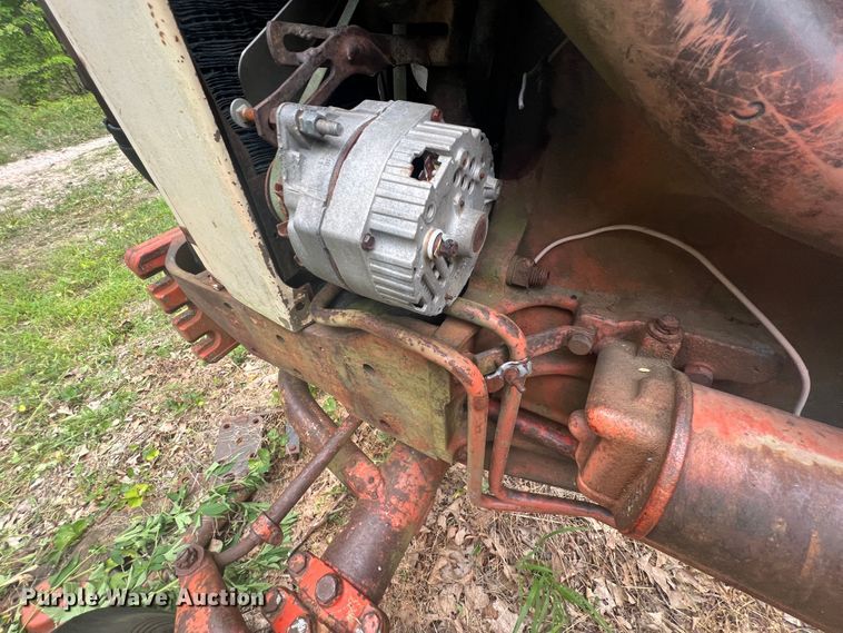 image for item JX9284 Case 1030  tractor