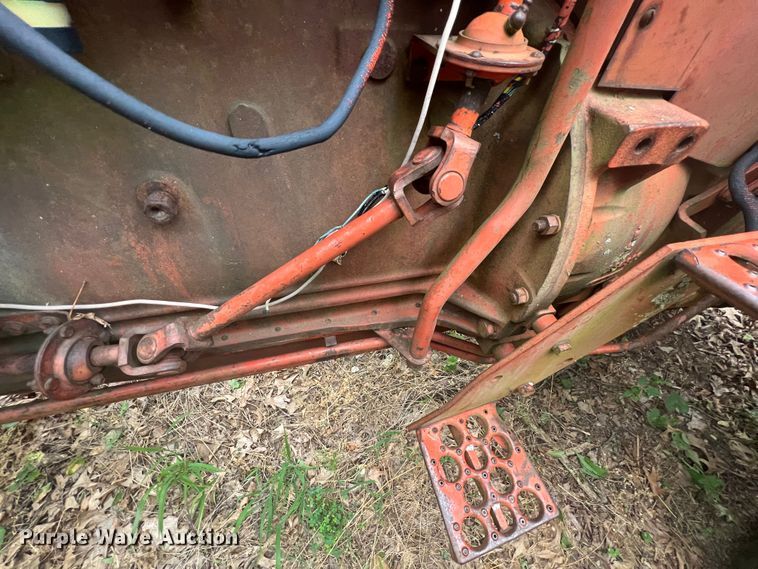 image for item JX9284 Case 1030  tractor