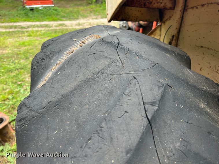 image for item JX9284 Case 1030  tractor