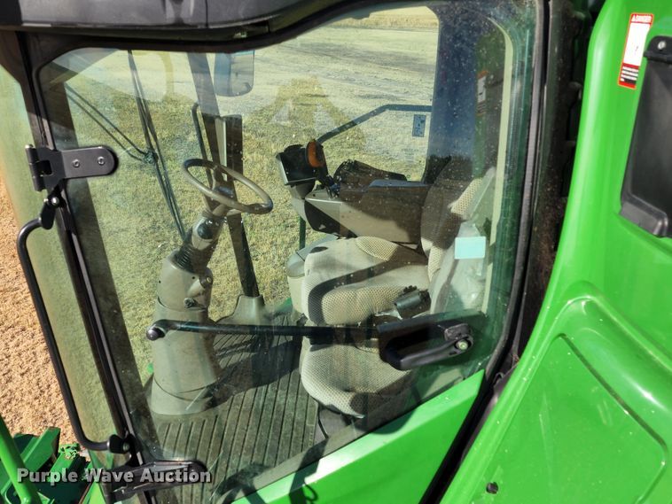 image for item KC9463 2012 John Deere S670  combine