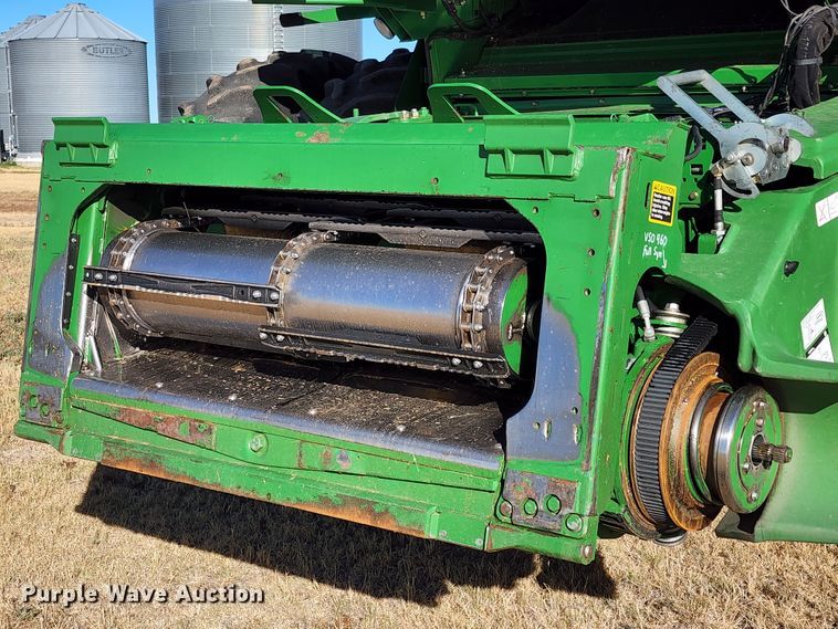 image for item KC9463 2012 John Deere S670  combine