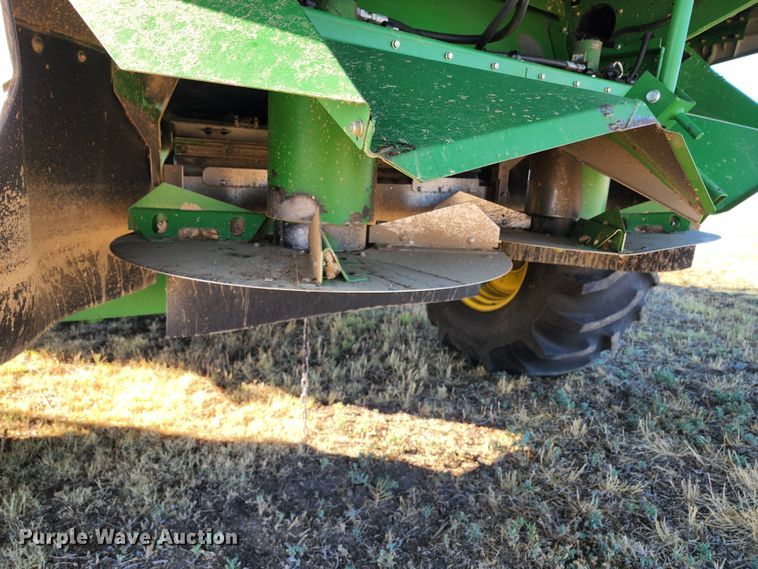 image for item KC9463 2012 John Deere S670  combine