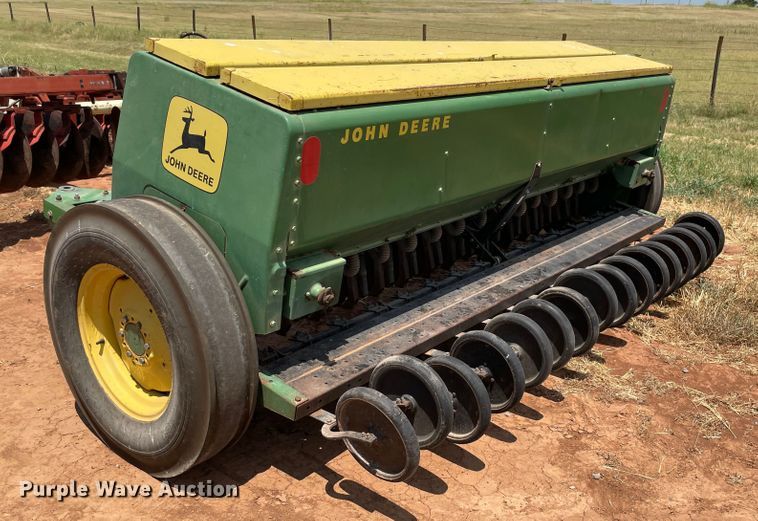 image for item KJ9765 John Deere 8350  grain drill