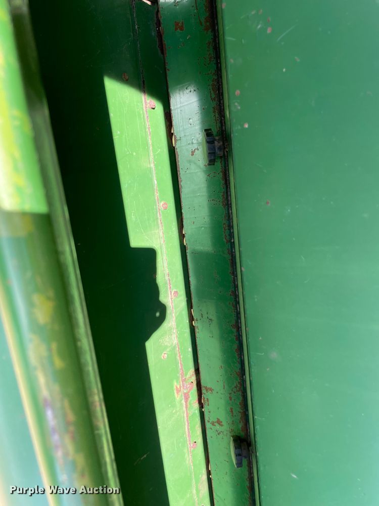 image for item KJ9765 John Deere 8350  grain drill