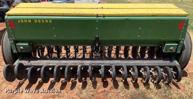 image for item KJ9765 John Deere 8350  grain drill