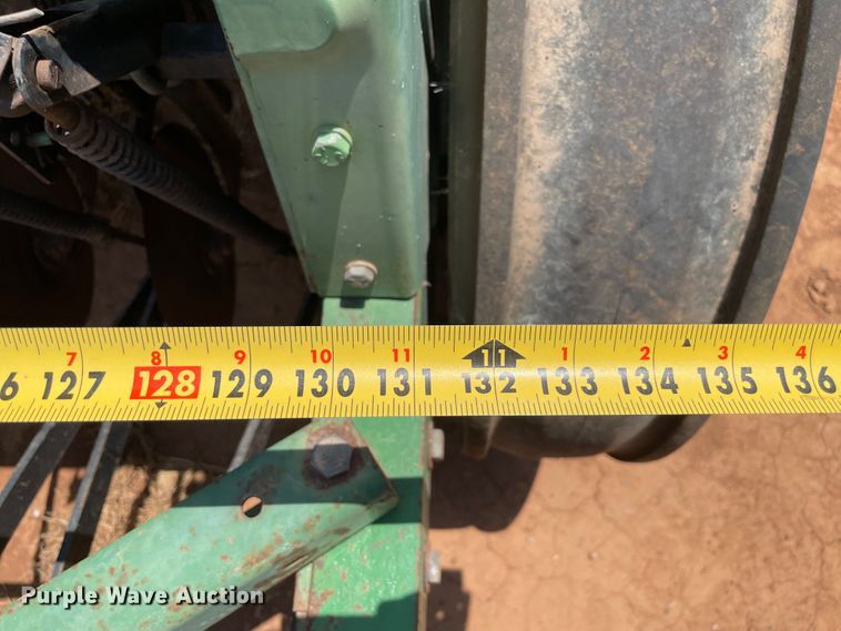 image for item KJ9765 John Deere 8350  grain drill