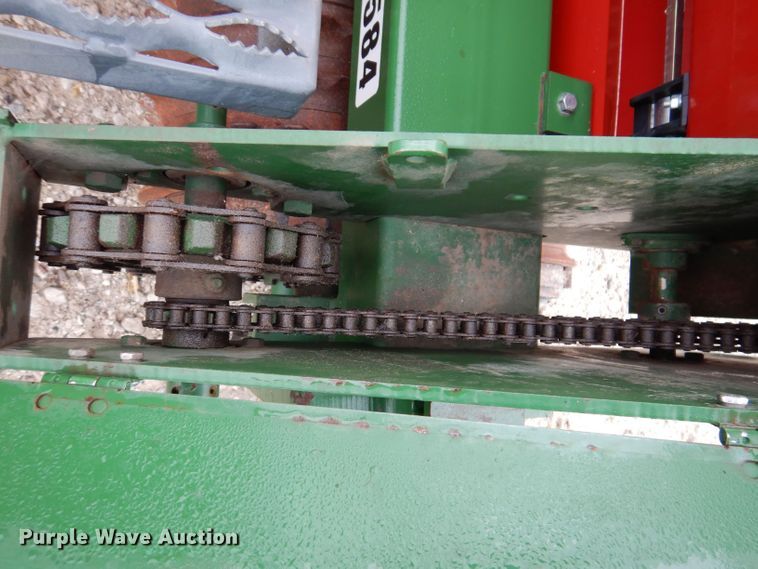 image for item KN9800 Brillion SSP-8  seeder