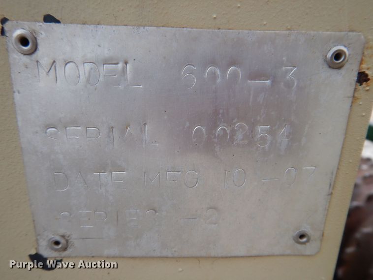 image for item KN9801 2007 Emerge-Plus Greenscape 600  conservation seeder