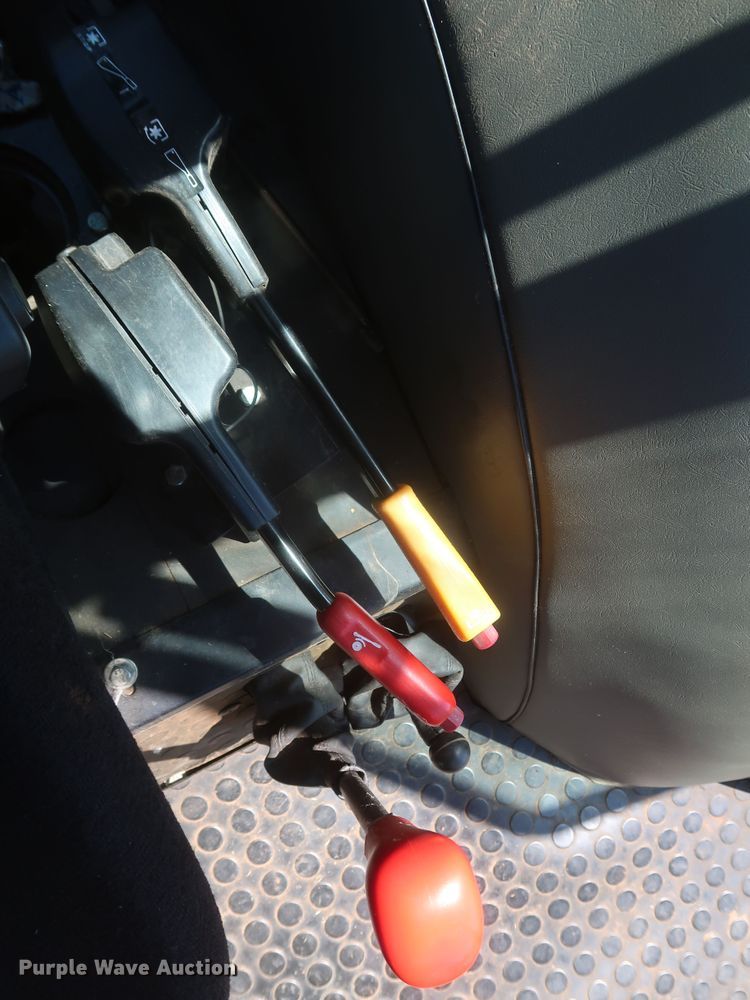 image for item KR9886 2007 Zetor 6421 Proxima  tractor