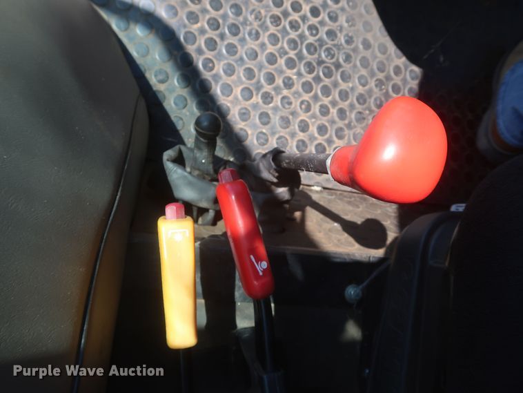 image for item KR9886 2007 Zetor 6421 Proxima  tractor