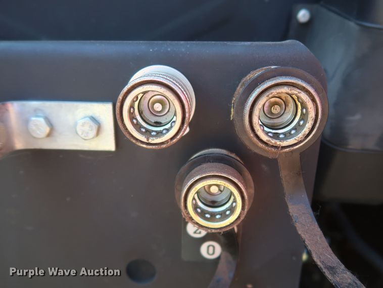 image for item KR9886 2007 Zetor 6421 Proxima  tractor