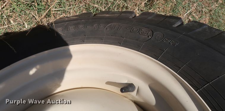 image for item KR9886 2007 Zetor 6421 Proxima  tractor