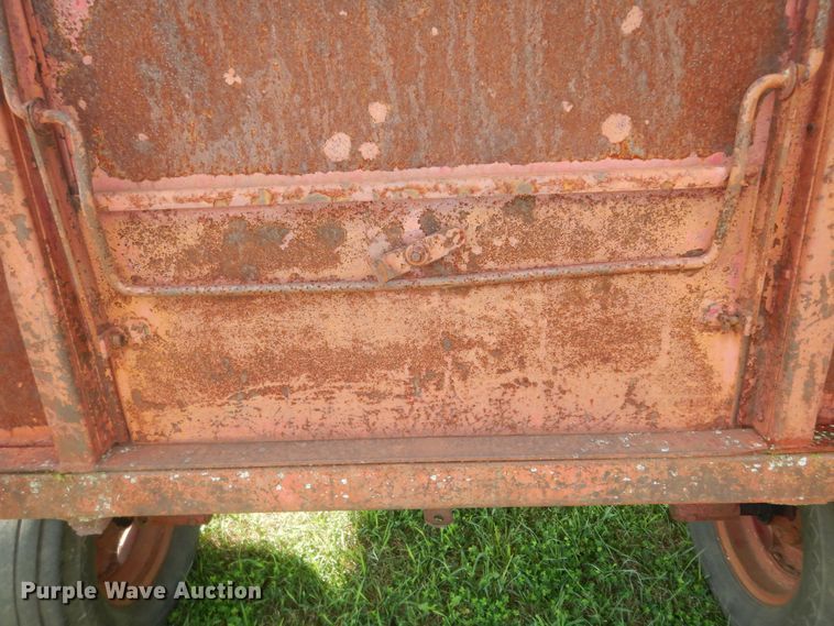 image for item KS9752 Hotchkiss B99  grain wagon