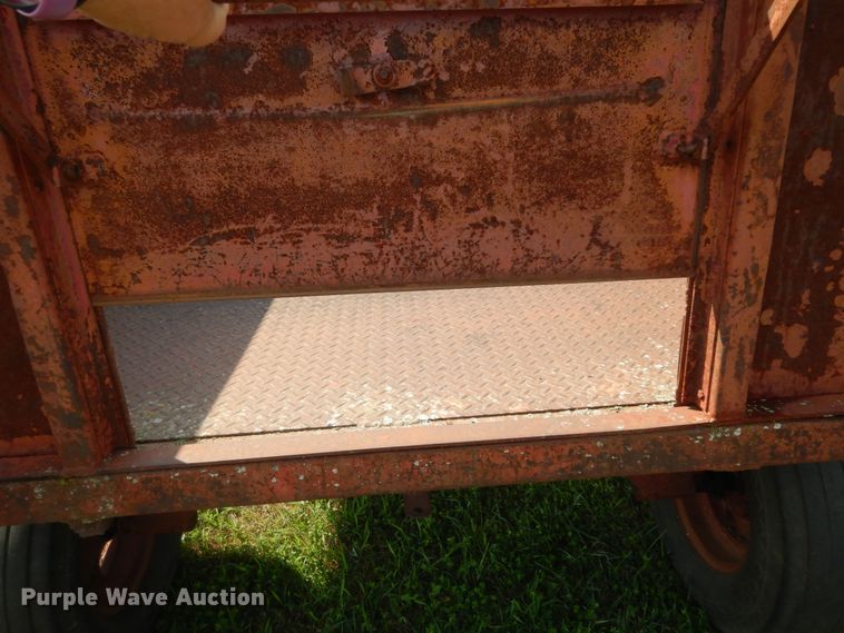 image for item KS9752 Hotchkiss B99  grain wagon