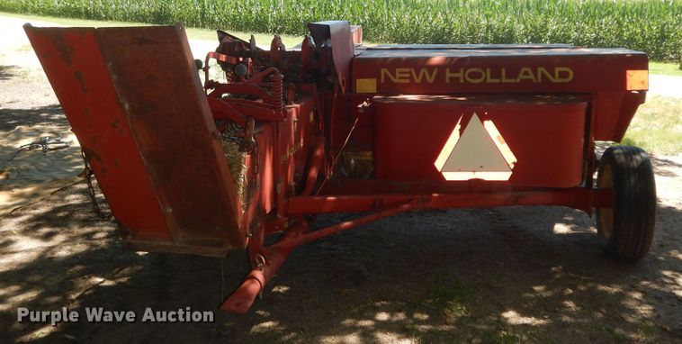 image for item KS9756 New Holland 273  small square baler